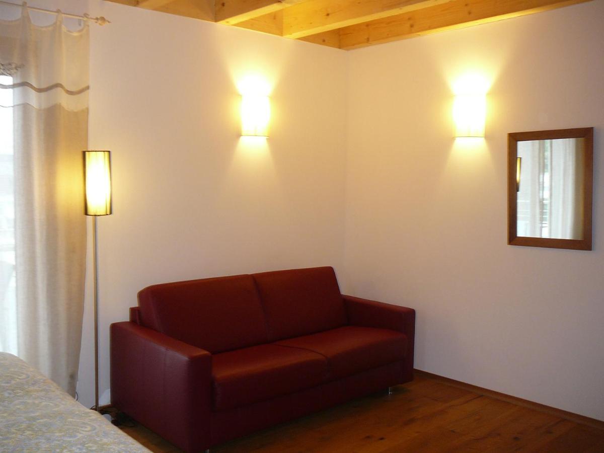 Rooster Bnb American Style Boutique Haus - Made With Love! Rust Bilik gambar