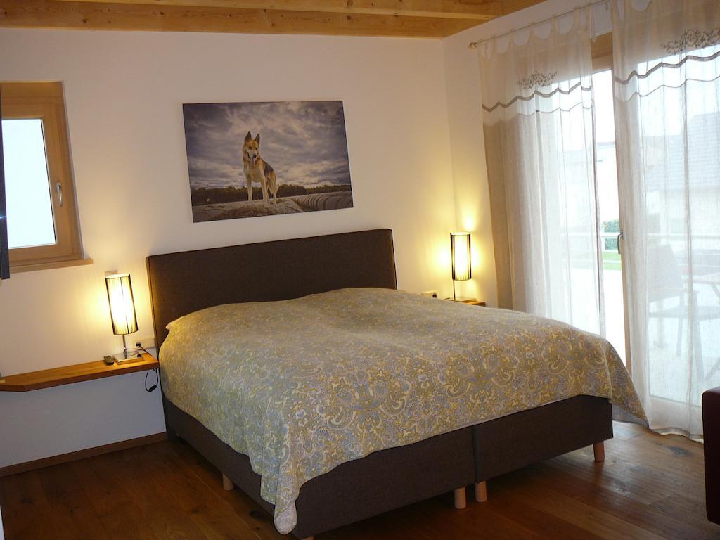 Rooster Bnb American Style Boutique Haus - Made With Love! Rust Bilik gambar