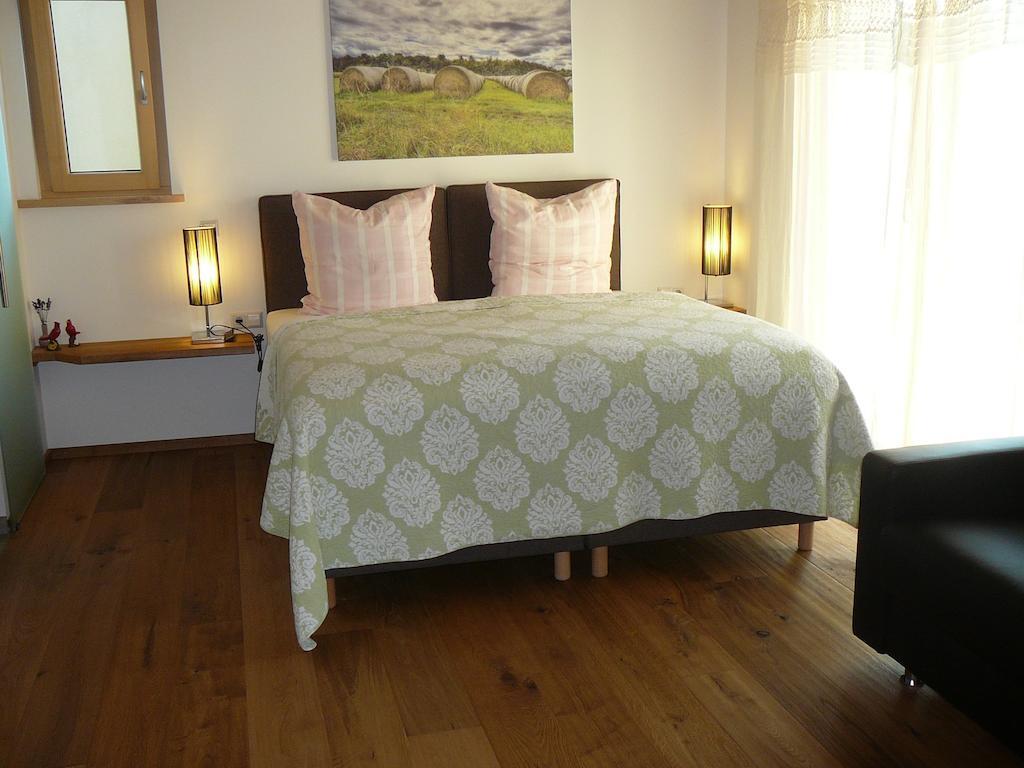Rooster Bnb American Style Boutique Haus - Made With Love! Rust Bilik gambar